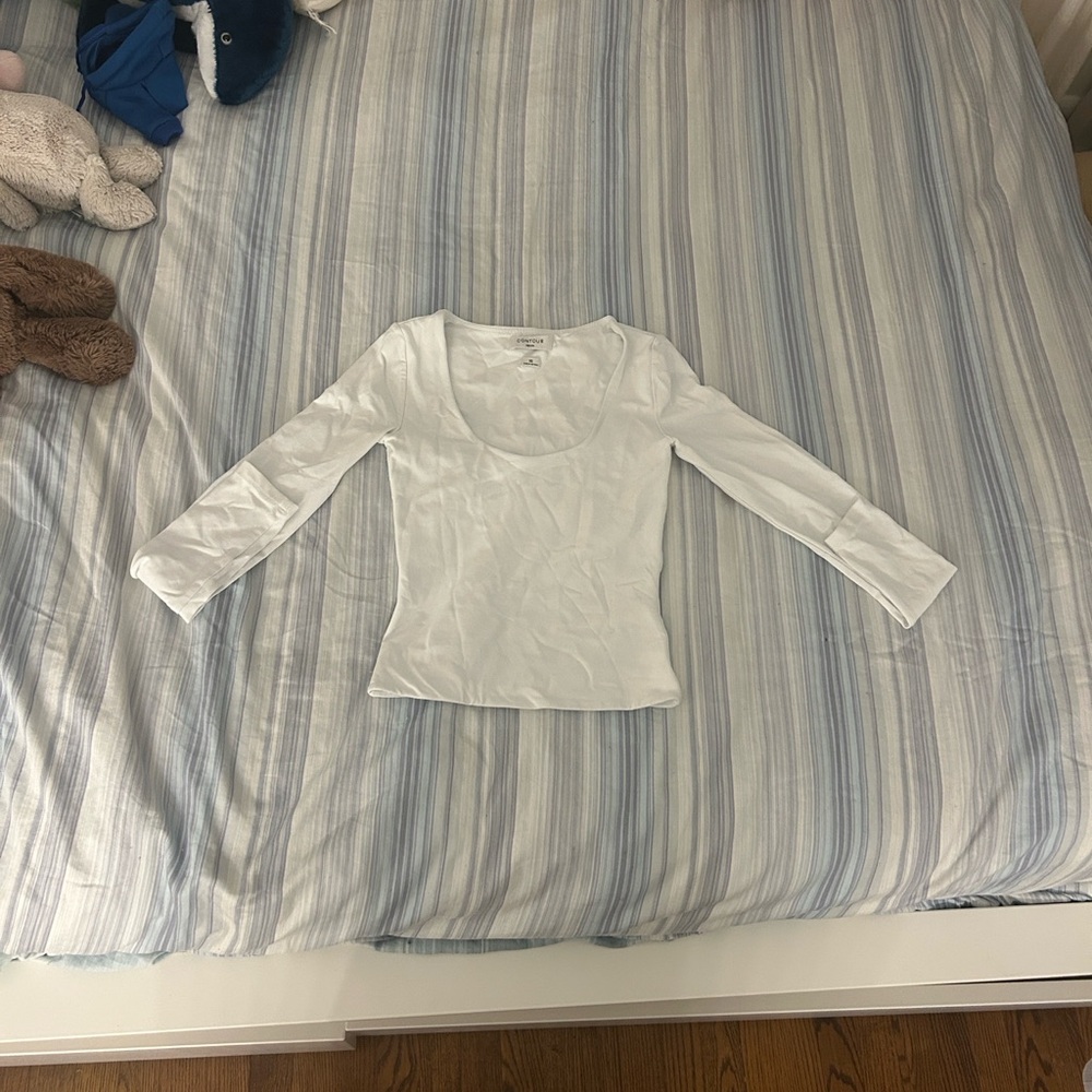 Aritzia Contour Top - Picture 4 of 5